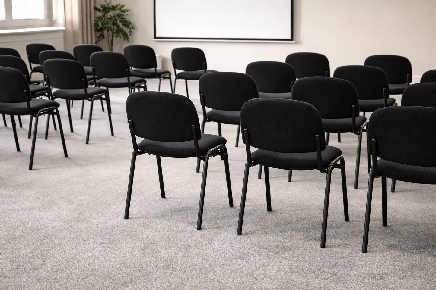 Pack 4 Sillas Meeting ISO Lino Negra para Oficina y Sala de Reuniones