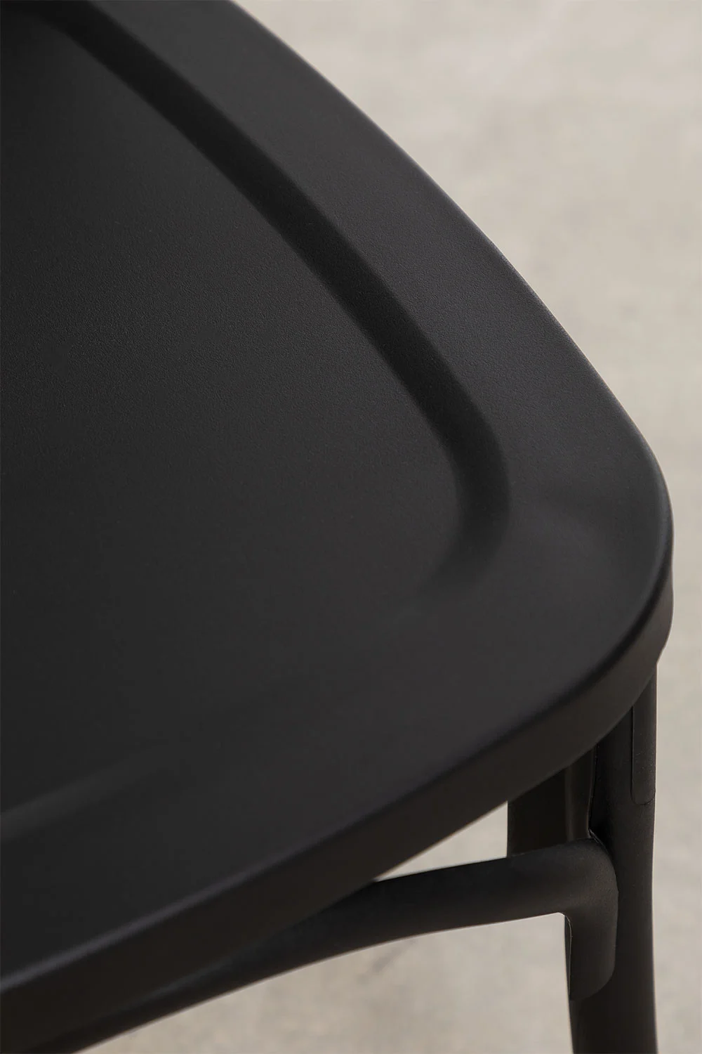 Combo Restaurante Mesa 60x60 y 4 Sillas Crossback Negras